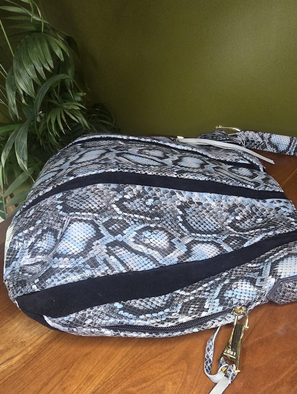 Aimee Kestenberg XL Tuscany Hobo Bag Snakeskin Print - Picture 3 of 14